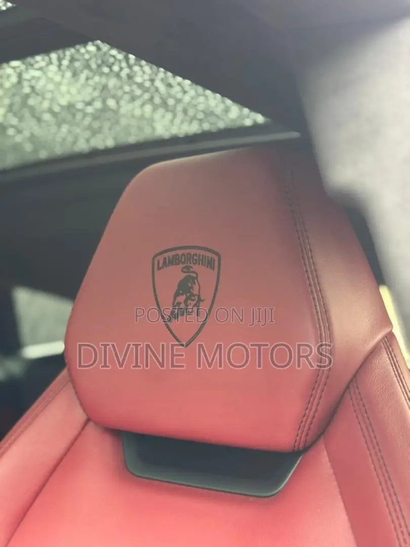 Lamborghini Urus Base 4dr AWD 2020 Green