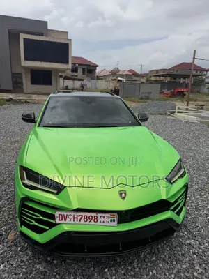 Lamborghini Urus Base 4dr AWD 2020 Green