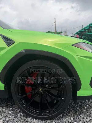 Lamborghini Urus Base 4dr AWD 2020 Green