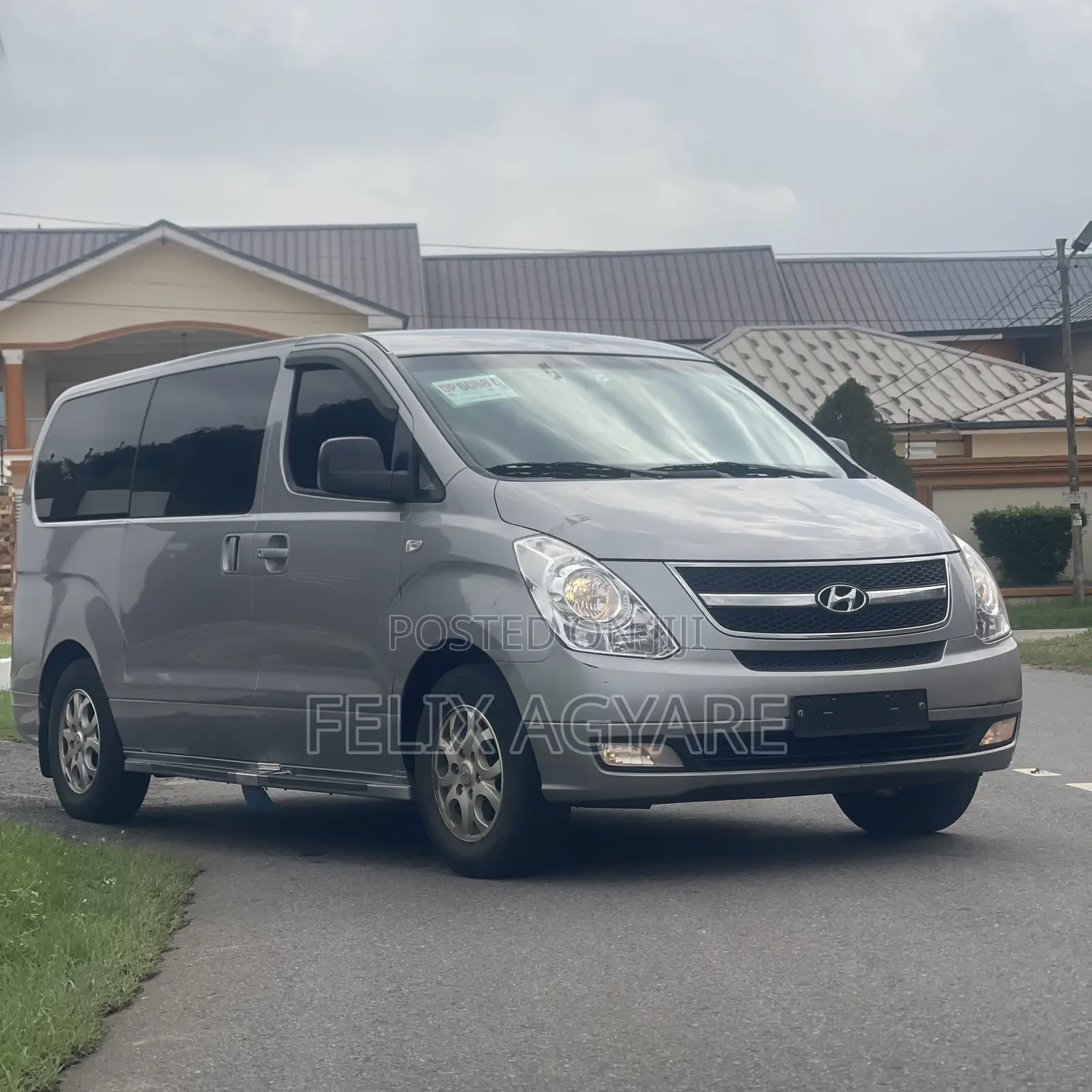 Hyundai Starex 2015 Grey