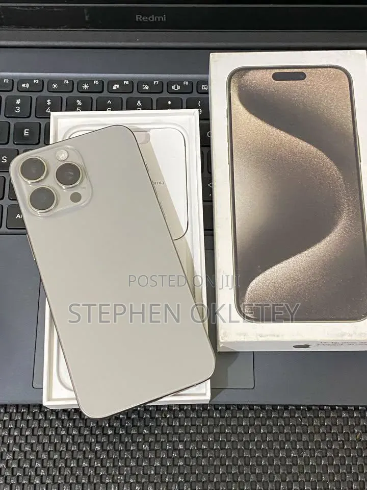 Apple iPhone 15 Pro Max 256 GB Silver