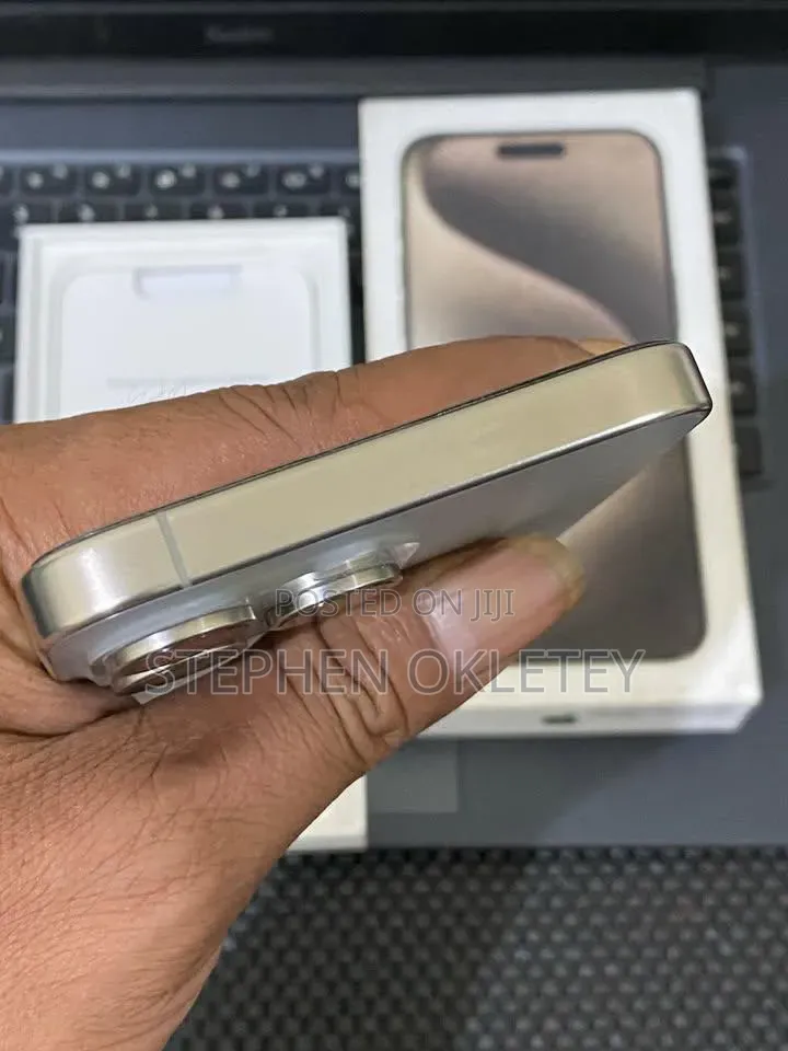 Apple iPhone 15 Pro Max 256 GB Silver