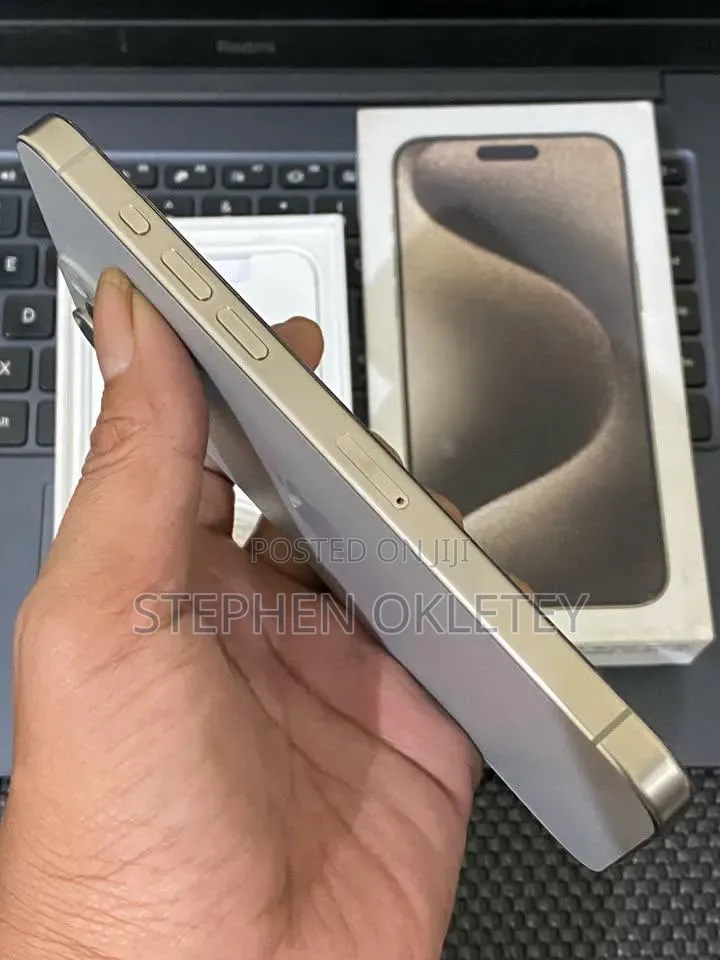 Apple iPhone 15 Pro Max 256 GB Silver