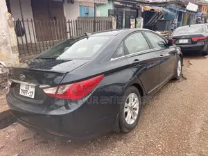 Hyundai Accent GLS Automatic 2012 Gray