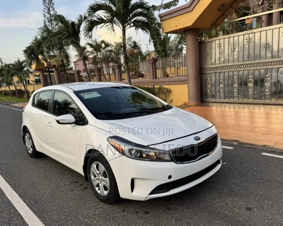Kia Forte EX Sedan 2017 White