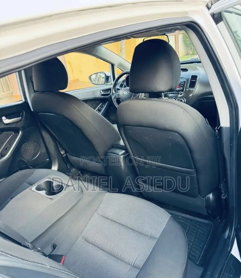 Kia Forte EX Sedan 2017 White