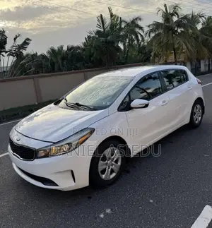 Kia Forte EX Sedan 2017 White