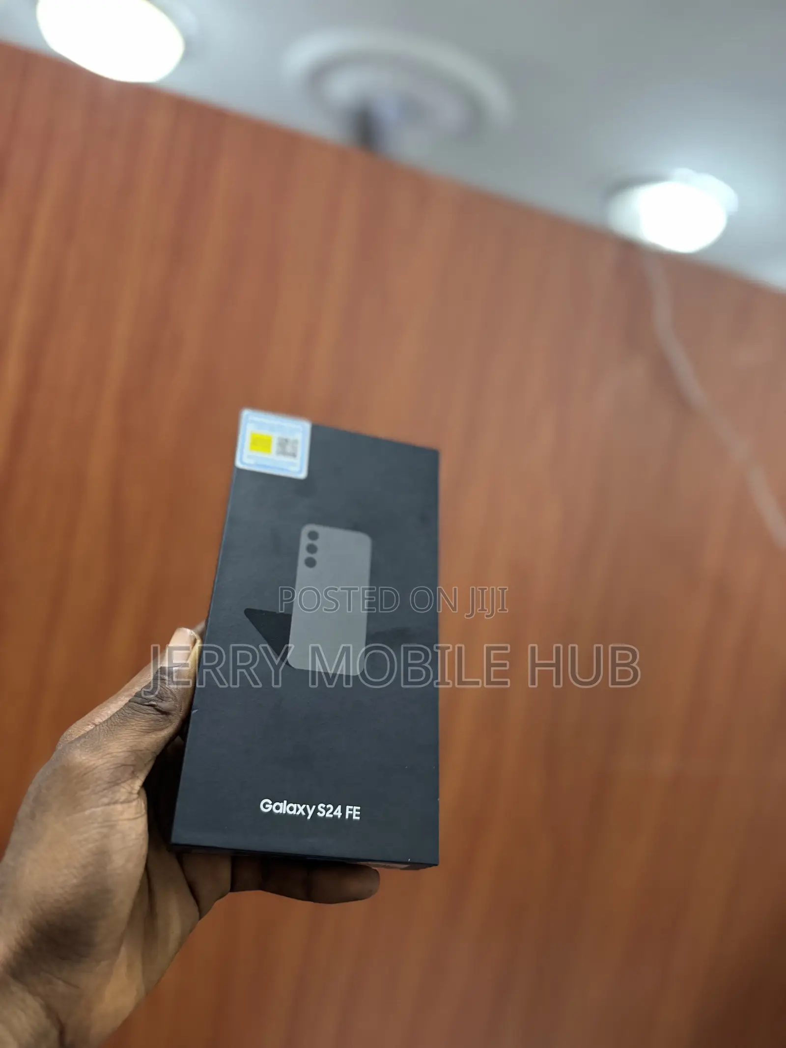 New Samsung Galaxy S24 FE 128 GB Black