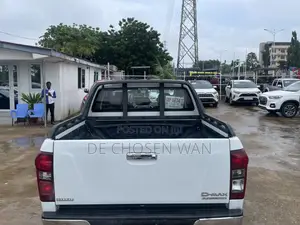 Isuzu D-MAX 2017 White