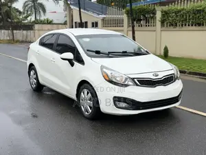 Kia Rio LX 4dr Hatchback (1.6L 4cyl 6A) 2016 White