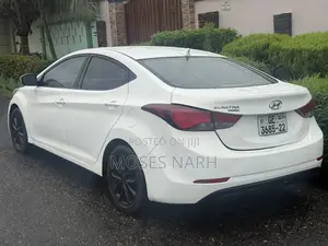 Hyundai Elantra Value Edition Sedan FWD (1.8L 4cyl 6A) 2016 White