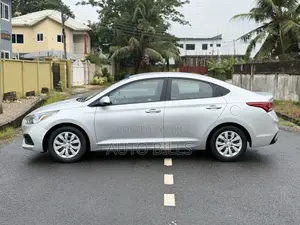 Hyundai Accent SE 2020 Silver