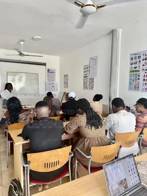 Female School Assistant Needed – Immediate Employment(Kwadaso Agric.N)
