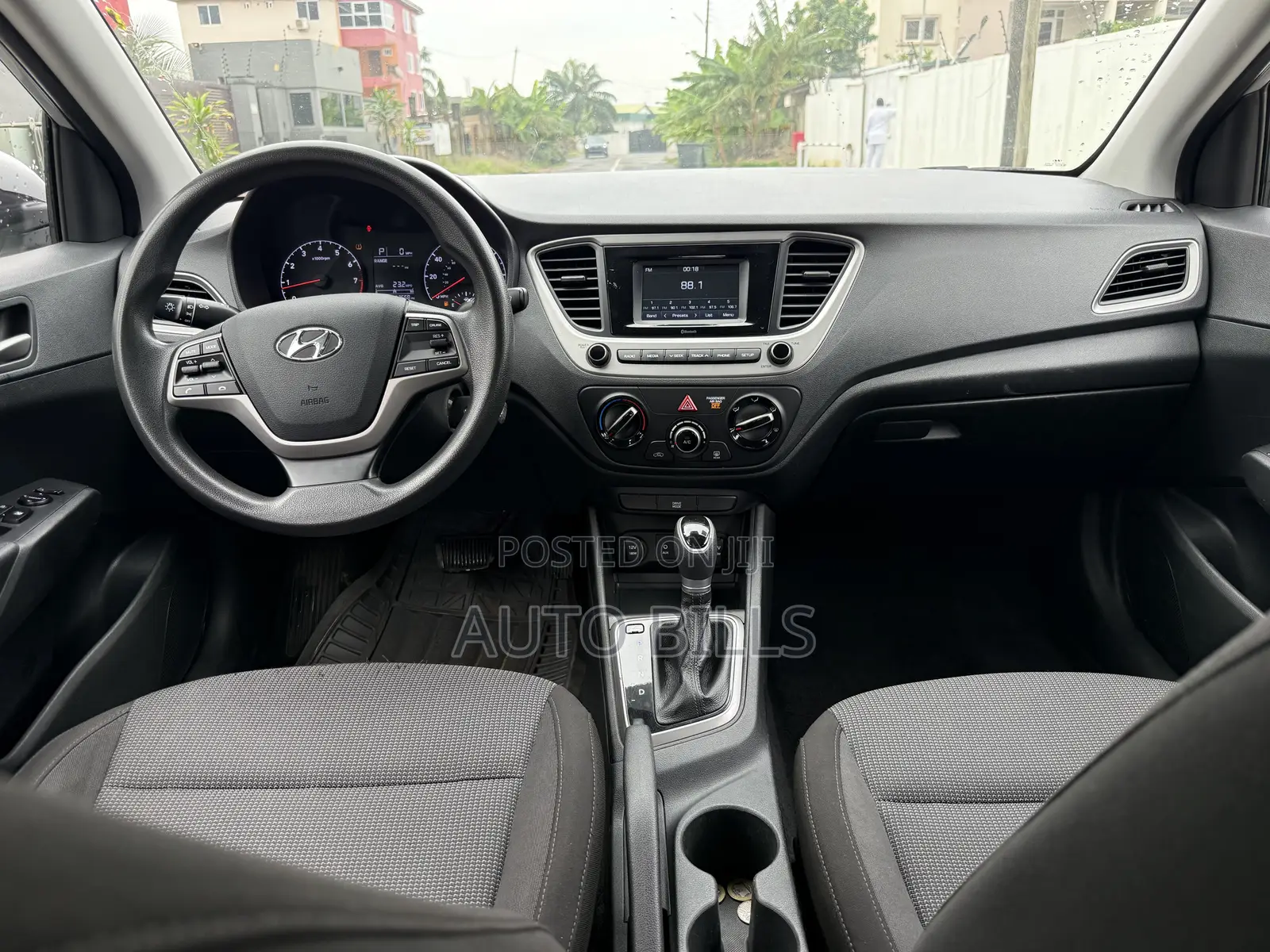 Hyundai Accent SE 2020 Silver