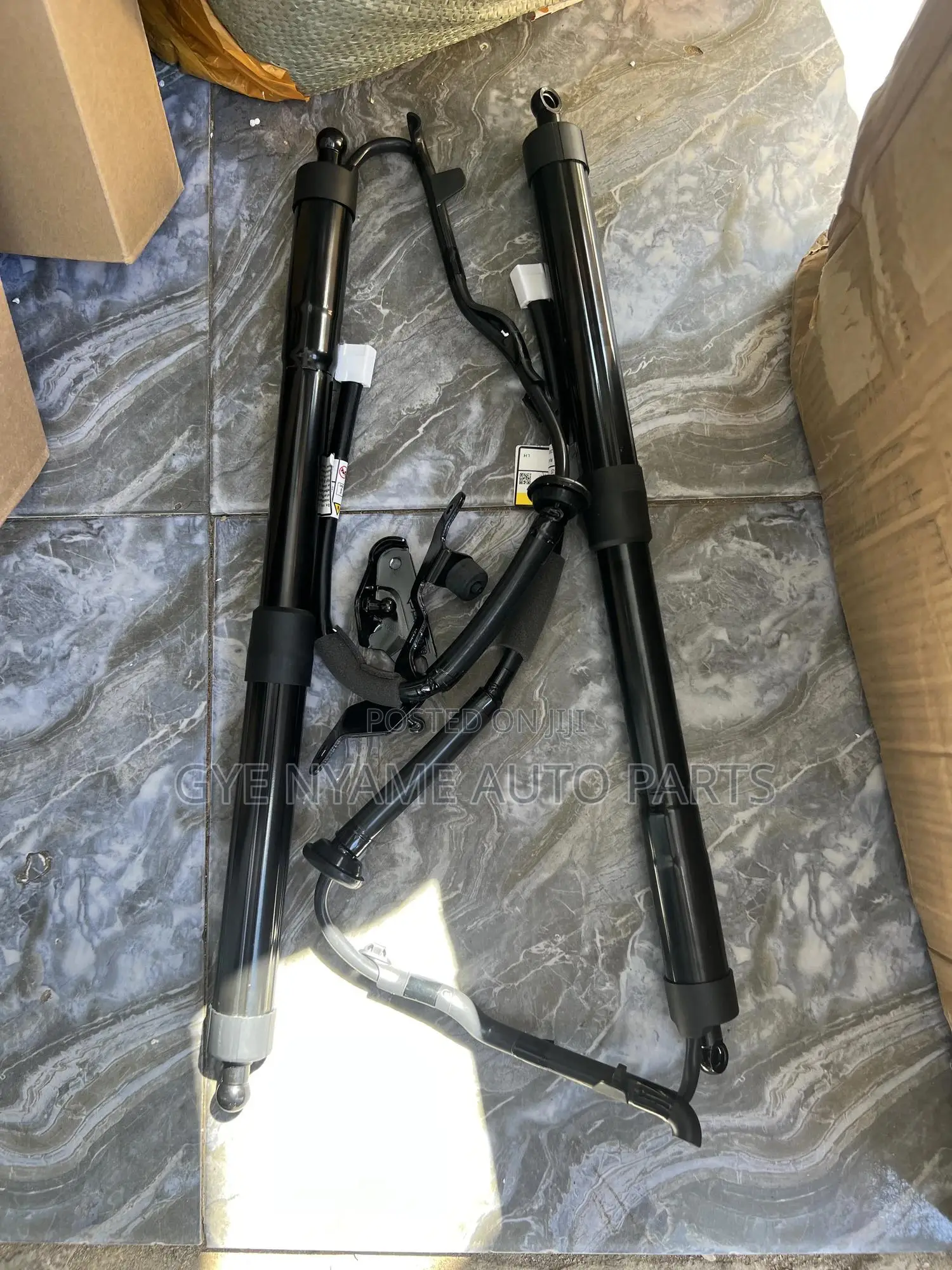 Toyota Rav4 Electronics Boot Shocks Absorber