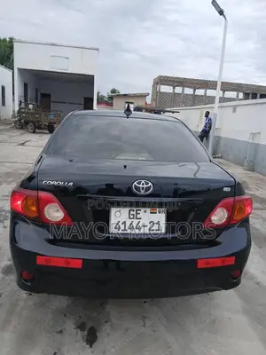 Toyota Corolla LE 4dr Sedan (1.8L 4cyl 4A) 2010 Black
