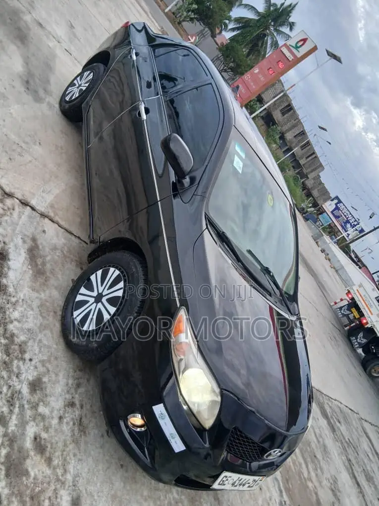 Toyota Corolla LE 4dr Sedan (1.8L 4cyl 4A) 2010 Black