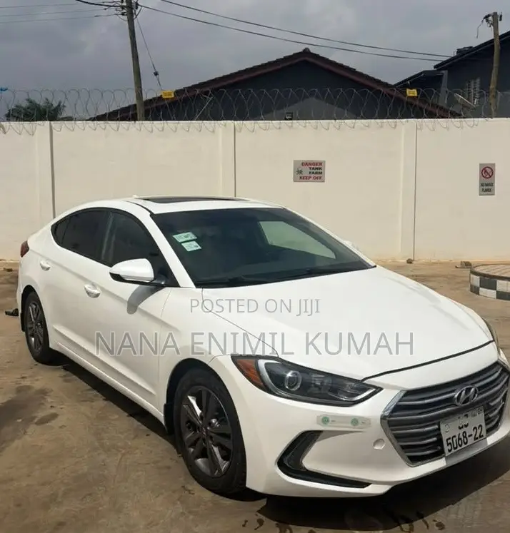 Hyundai Elantra 2018 White