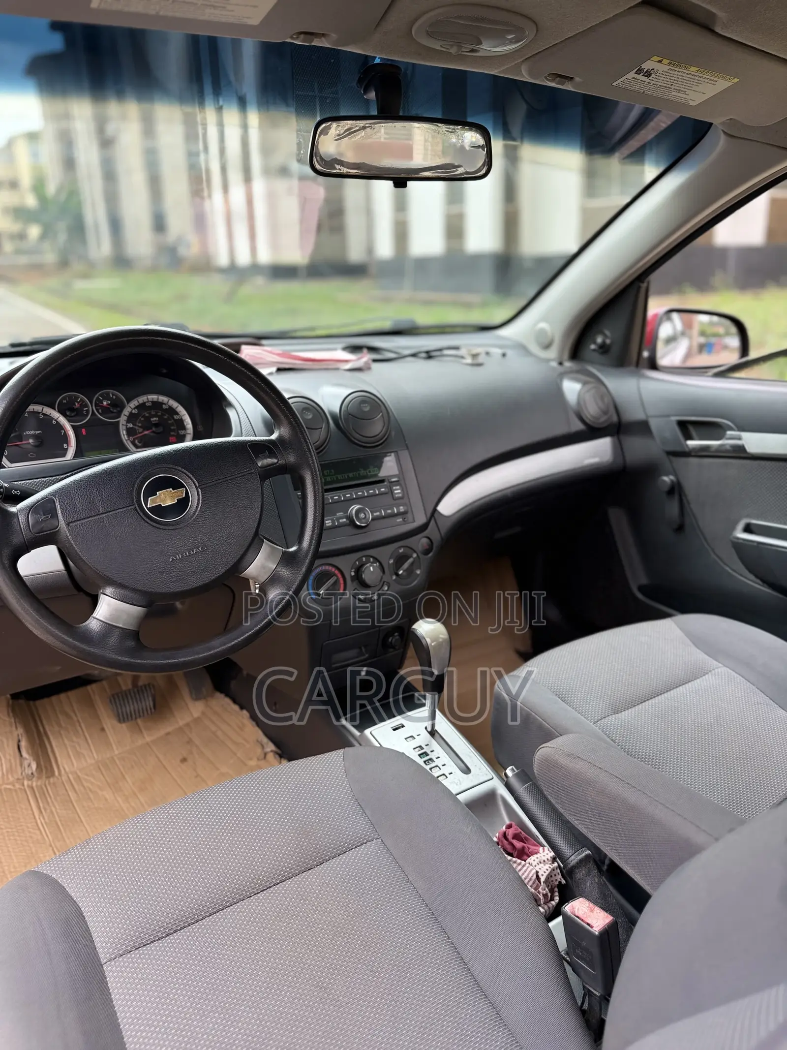 Chevrolet Aveo 1.6 Automatic 2012 Red