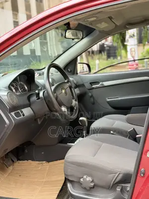 Chevrolet Aveo 1.6 Automatic 2012 Red