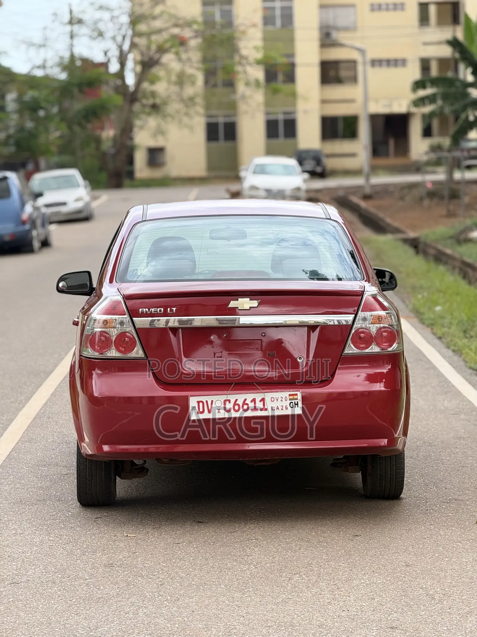 Chevrolet Aveo 1.6 Automatic 2012 Red