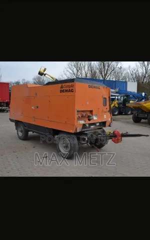 Air Compressor Compair Holman, 21 Bar, 750 CFM