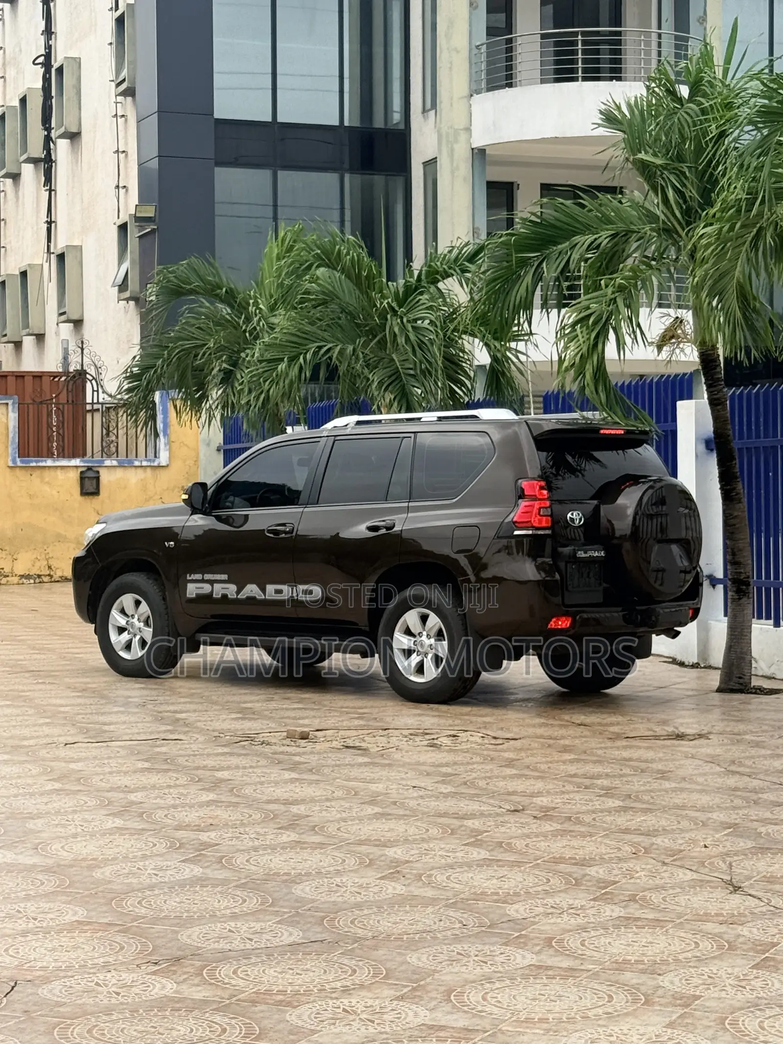 Toyota Land Cruiser Prado 4.0 Petrol TX-L 2019 Brown