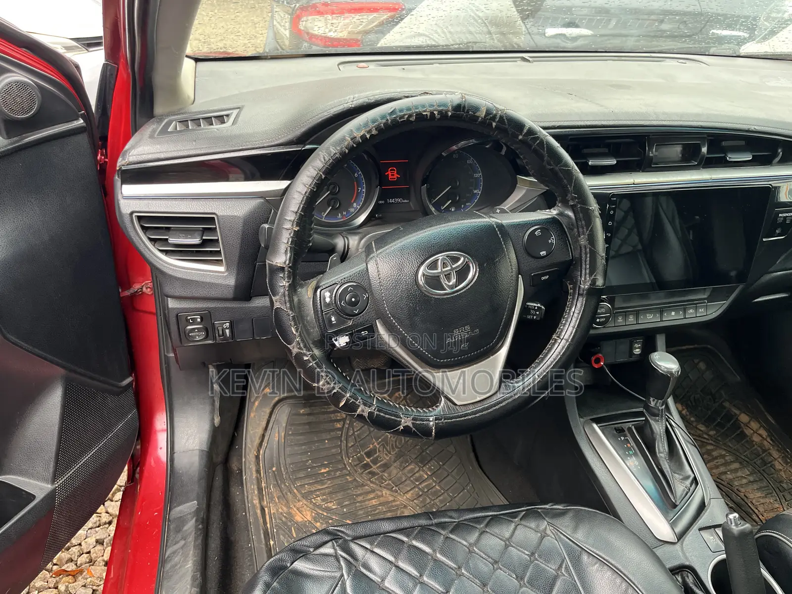 Toyota Corolla S 4dr Sedan (1.8L 4cyl CVT) 2015 Red