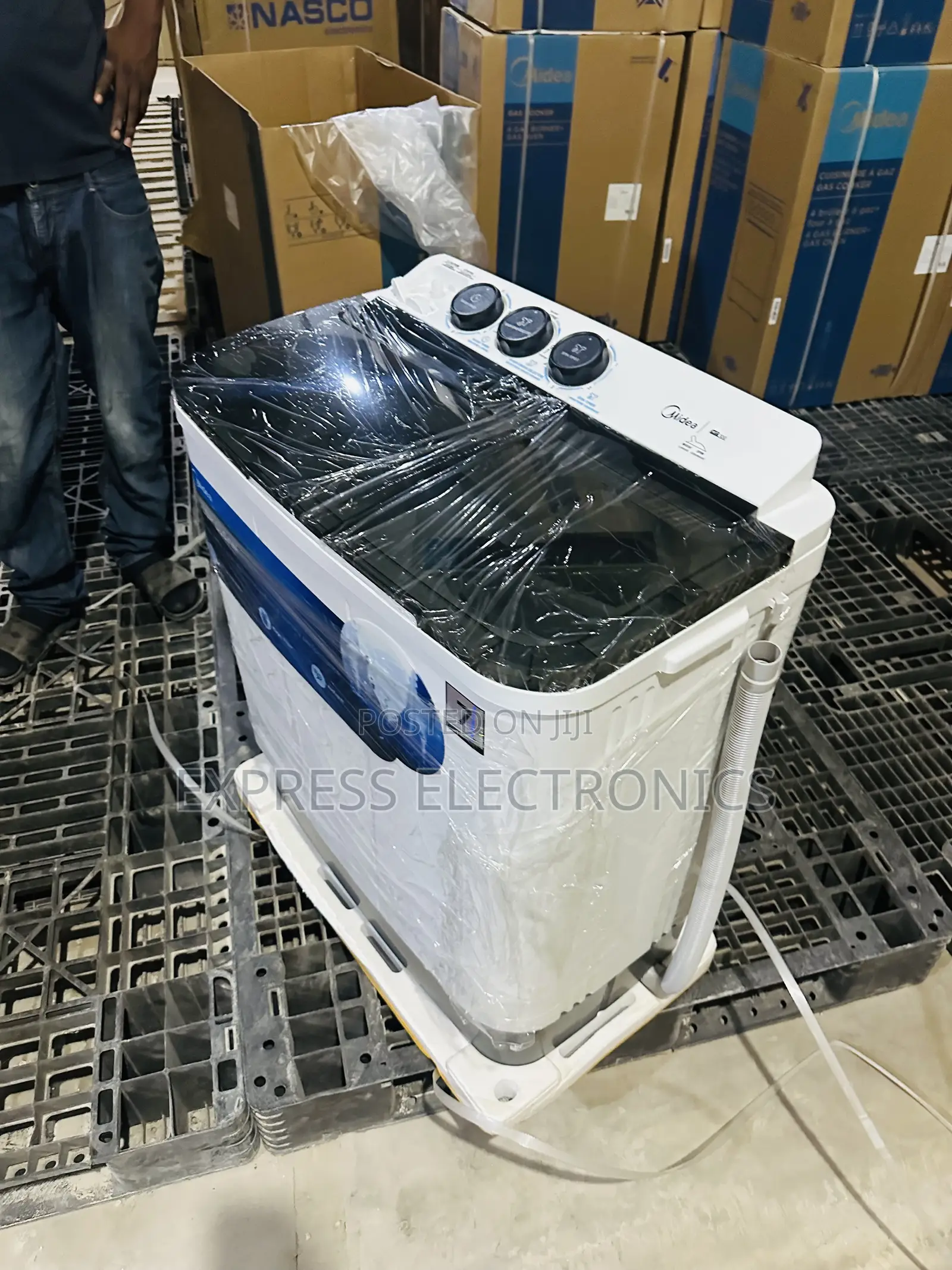 Shop the New White Washing Machine 7kg Topload Twintub