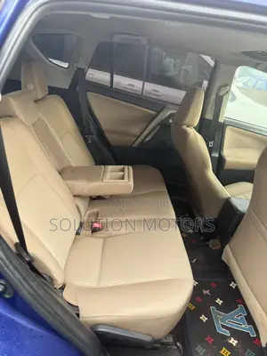 Toyota RAV4 2014 Blue