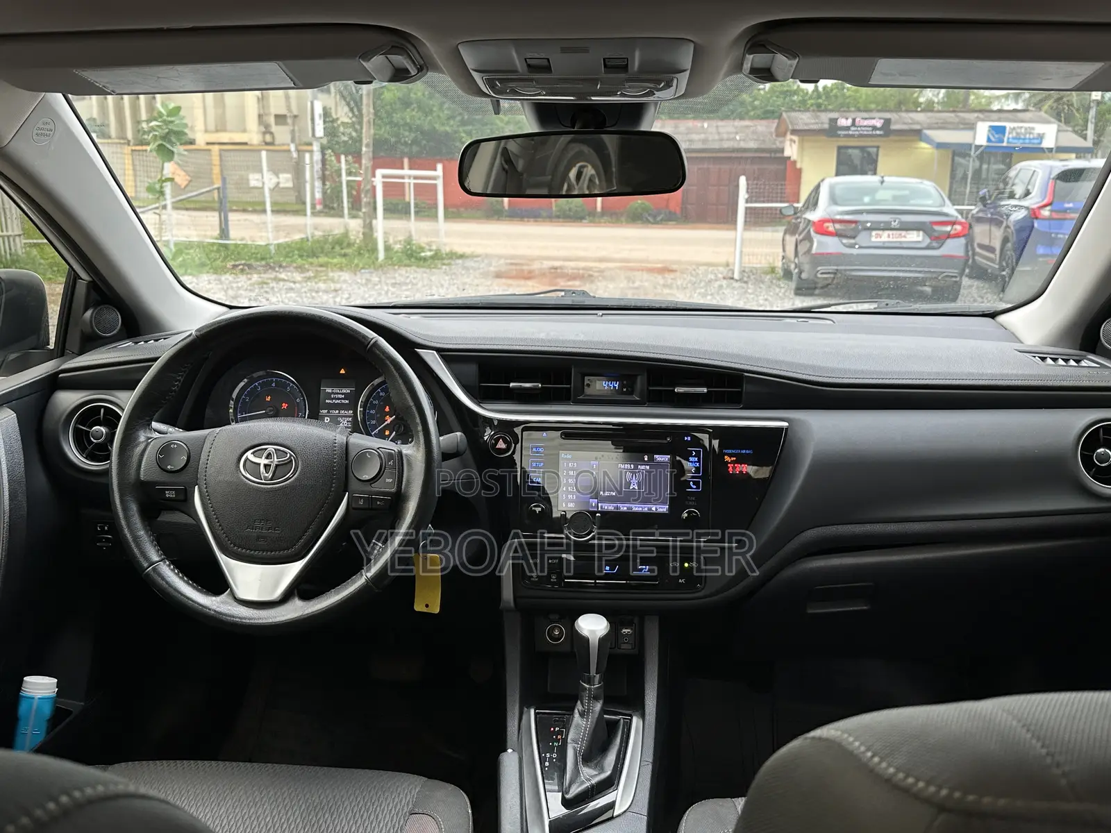 Toyota Corolla 2018 White