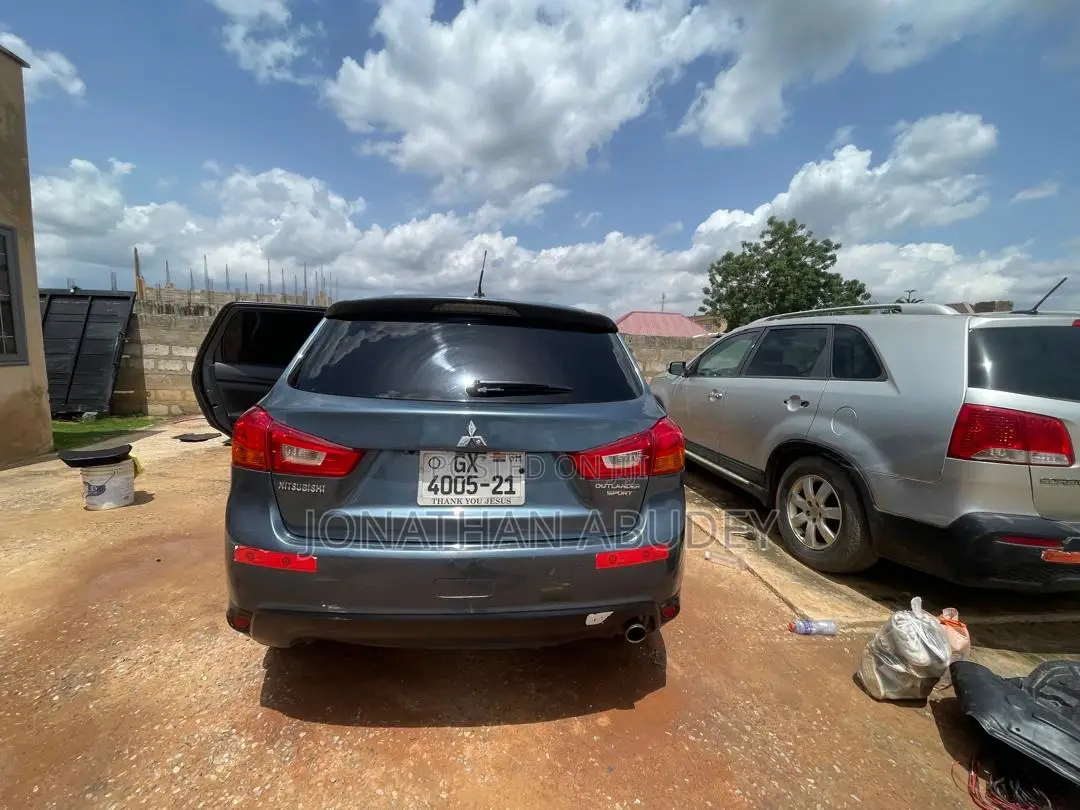 Mitsubishi Outlander 2013 Gray