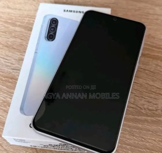 New Samsung Galaxy A36 256 GB White