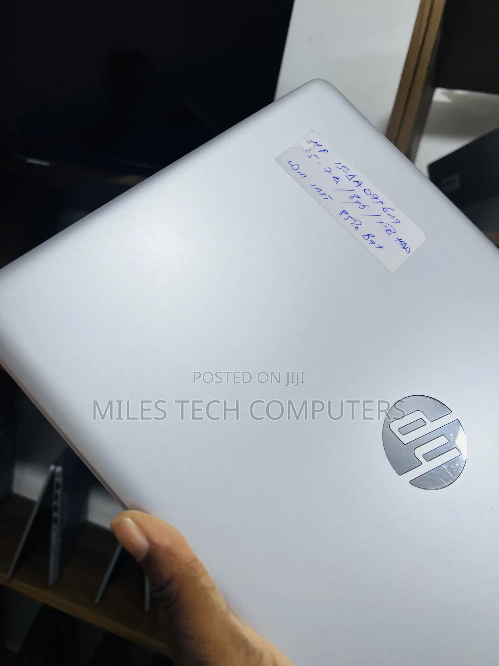 Laptop HP 15-da2933nia 8GB Intel Core i5 HDD 1T