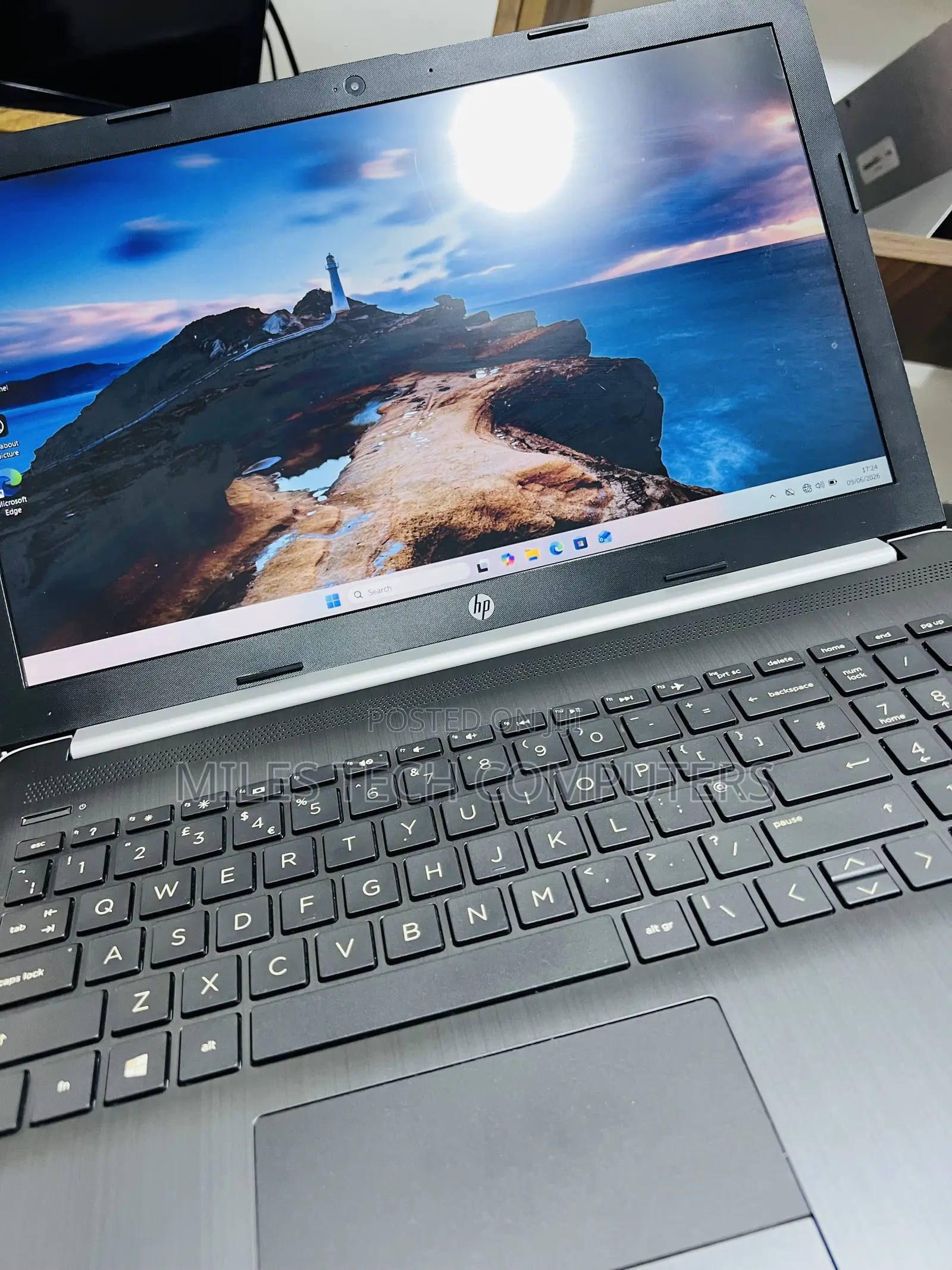Laptop HP 15-da2933nia 8GB Intel Core i5 HDD 1T