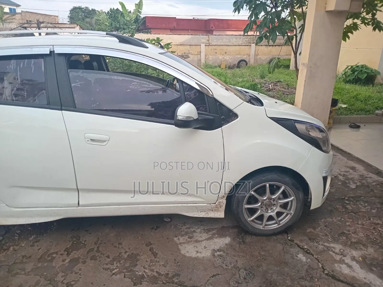 Chevrolet Spark 2012 White