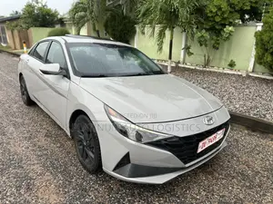 Hyundai Elantra 2021