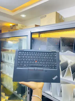 Laptop Lenovo ThinkPad X390 Yoga 8GB Intel Core i5 SSD 256GB