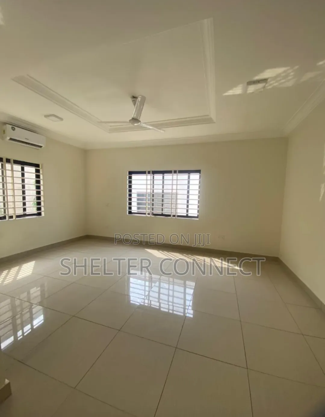 4bdrm Duplex in East Legon Hills, School Junction for rent