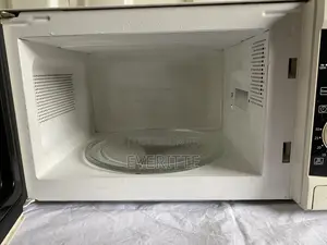 Severin 20l 700w Microwave | 230v German Brand |