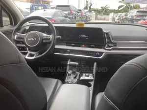 Kia Sportage 2022 White
