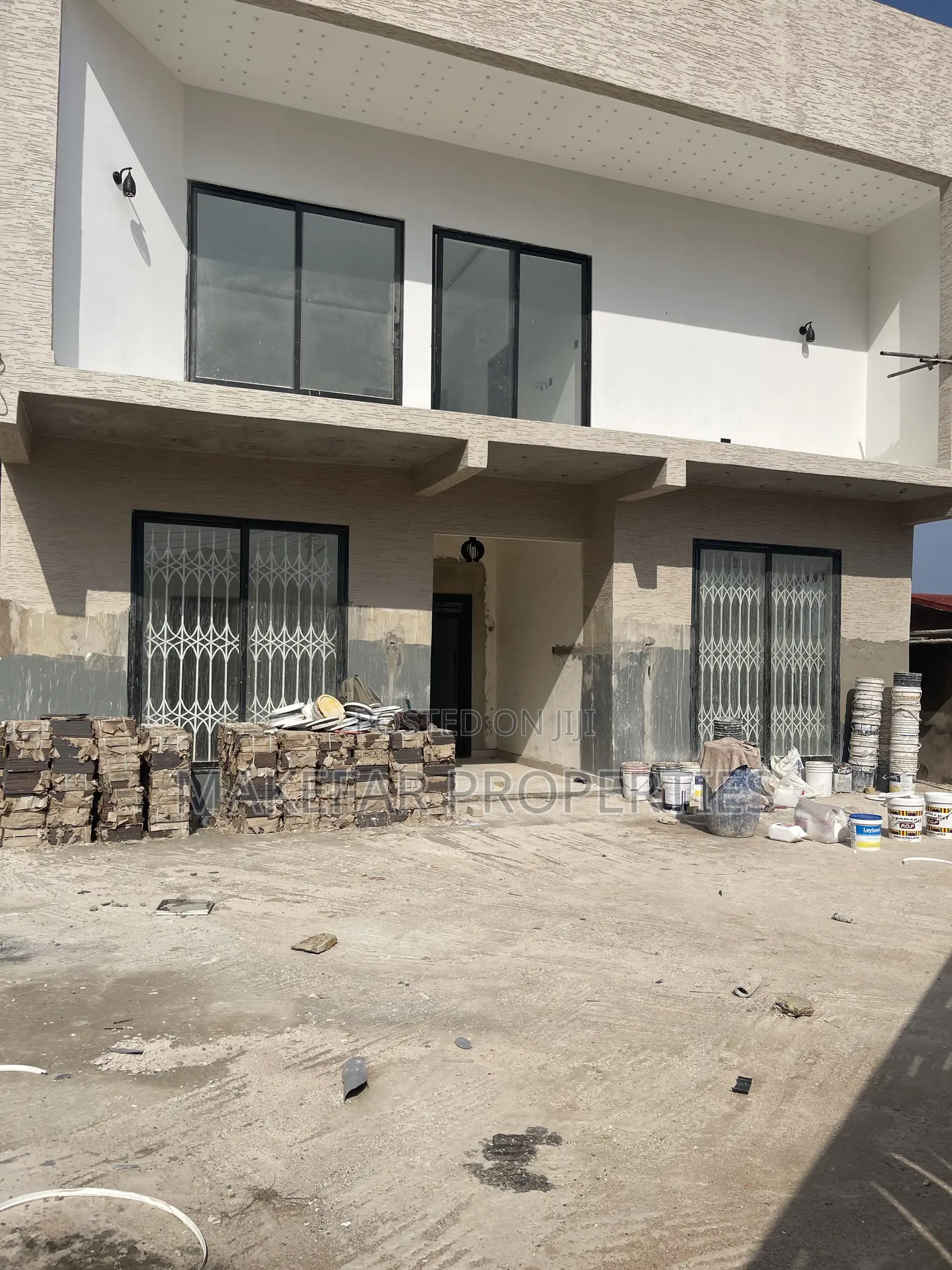 4bdrm House in Ashaley Botwe for sale