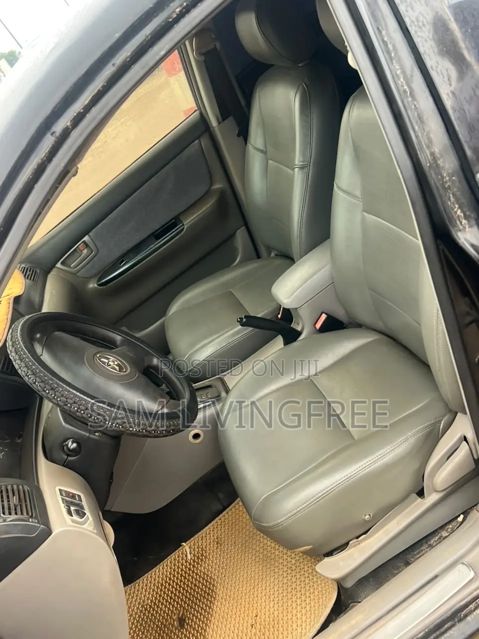 Toyota Corolla LE 4dr Sedan (1.8L 4cyl 4A) 2011 Black