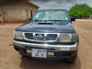 Nissan Hardbody 2000 Black