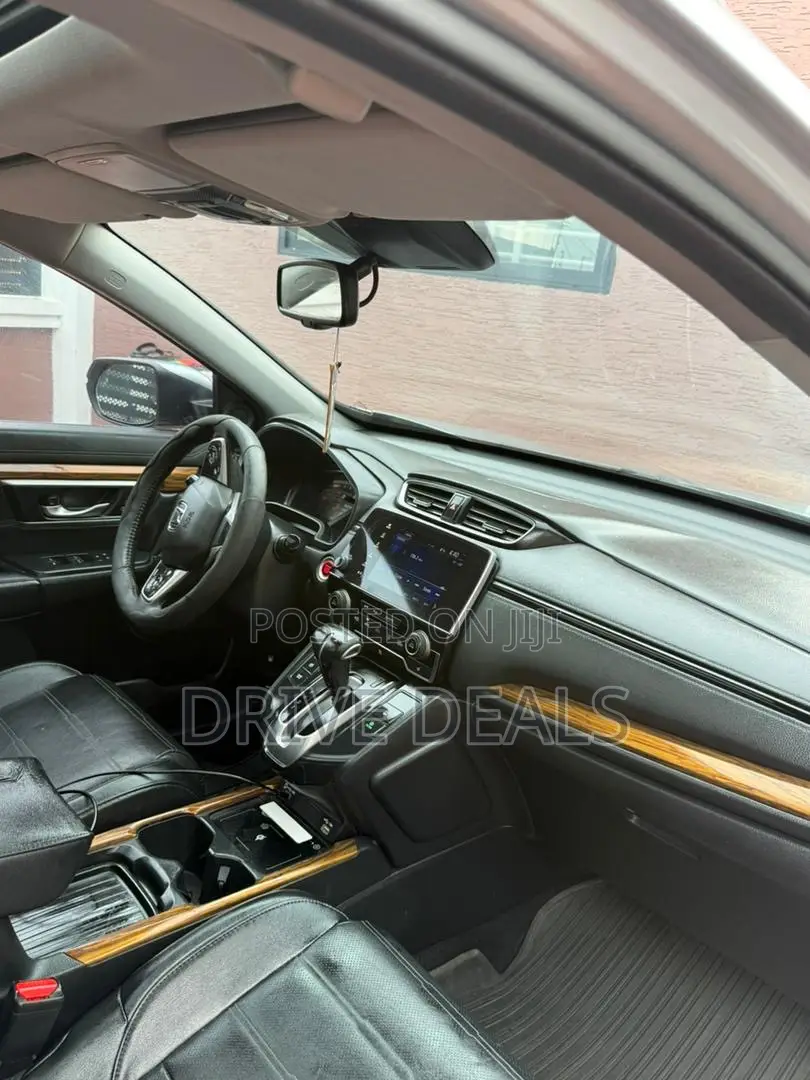 Honda CR-V Touring AWD 2020 Silver