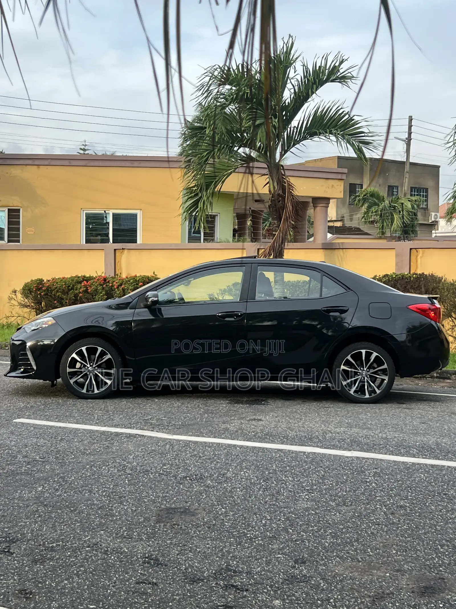 Toyota Corolla XSE (1.8L 4cyl 2A) 2019 Black