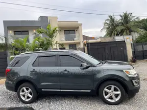Ford Explorer 2016 Green