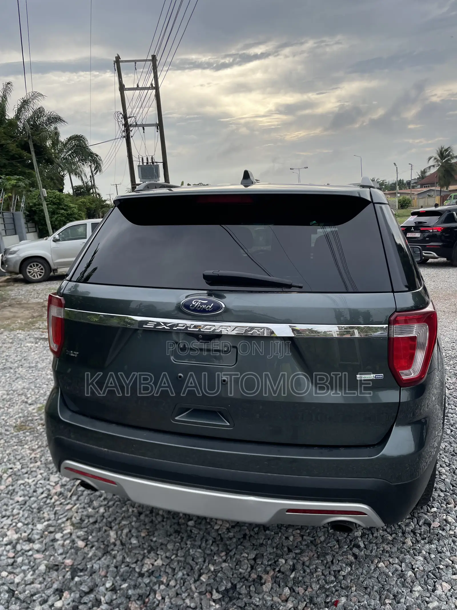 Ford Explorer 2016 Green