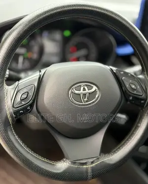 Toyota C-HR 2021 White