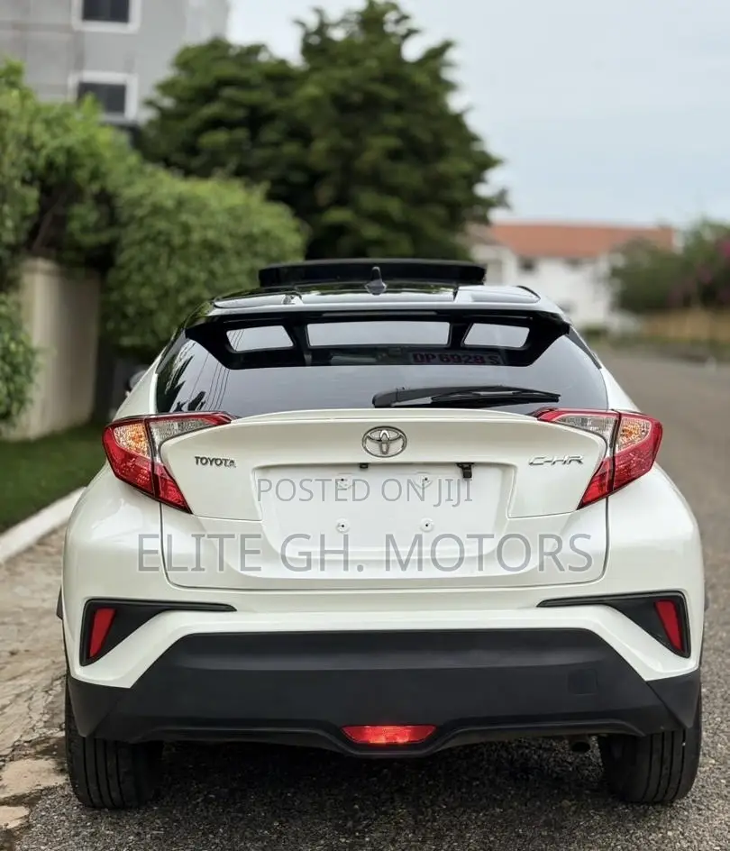 Toyota C-HR 2021 White
